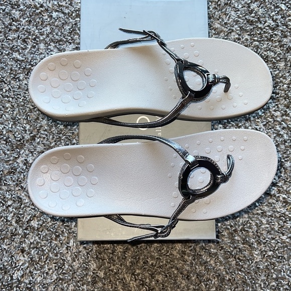 Vionic Women's Rest Karina Backstrap Sandal- Supportive Ladies Slip on size 11M - Picture 3 of 10